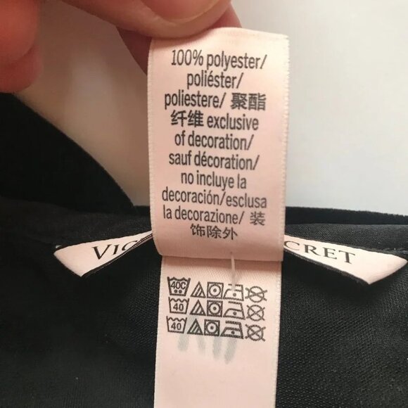 Victoria's Secret Velvet Cami Luxurious Black Ruffle  Straps Top Tank Tee Sz M - Picture 7 of 16